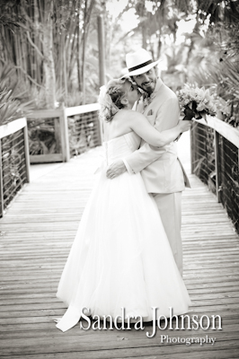 Best Brevard Zoo wedding photographer - Sandra Johnson (SJFoto.com)